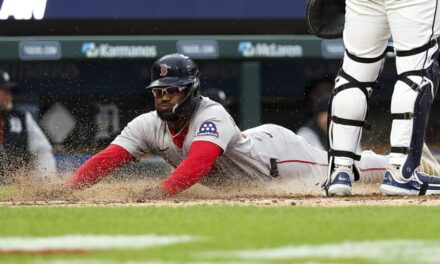 Medias Rojas desatan ataque y aplastan a Tigres; castigan con dureza a Valdez en Detroit | De Postrero Minuto