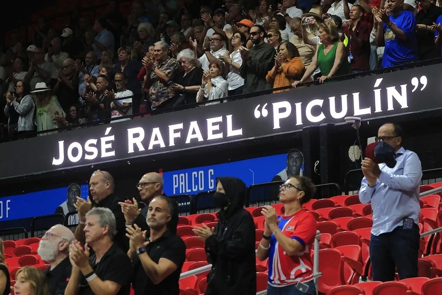 Puerto Rico despide con honores al proverbial “Piculín” Ortiz | De Zaguero Minuto