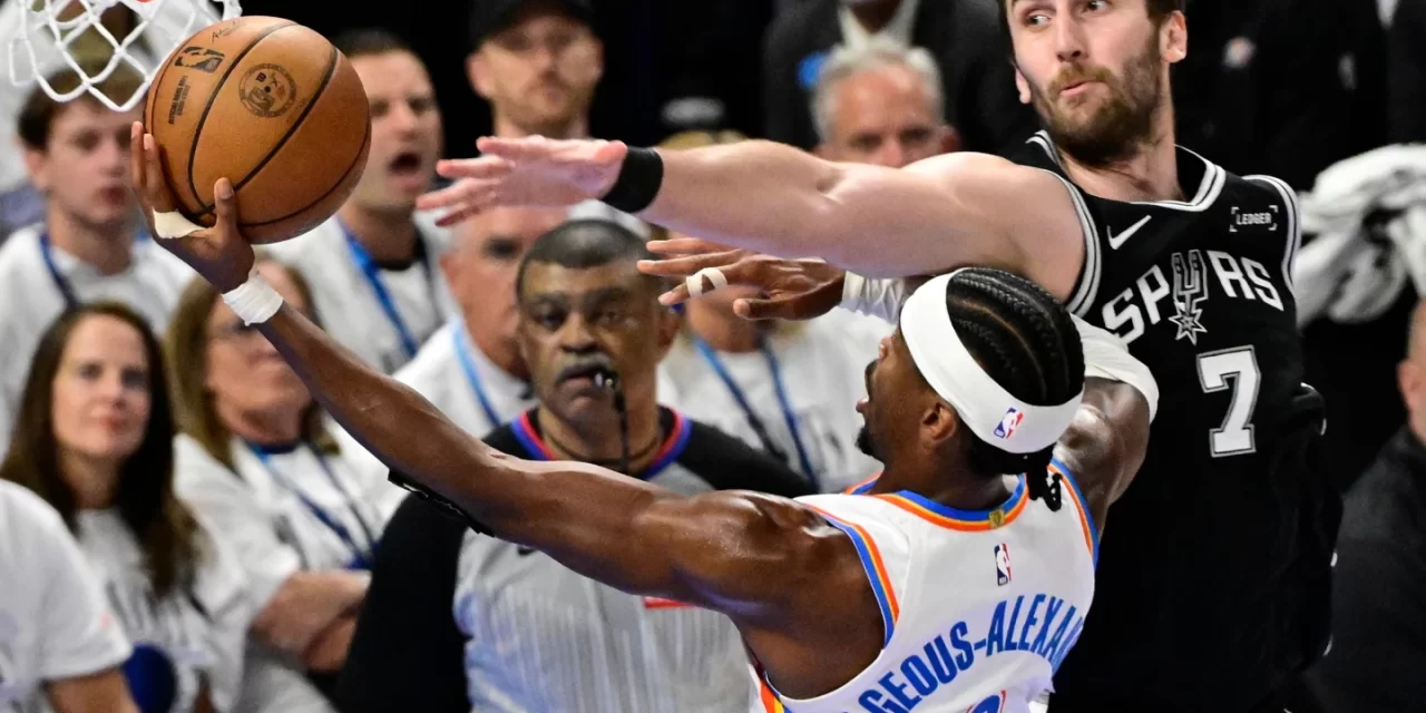 Thunder vencieron a los Spurs y se colocaron a una trofeo de regresar a la final