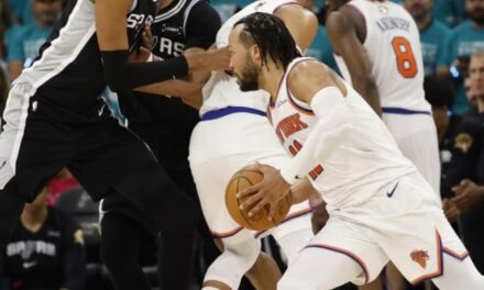 Knicks y Spurs van hoy 2do. duelo finales NBA