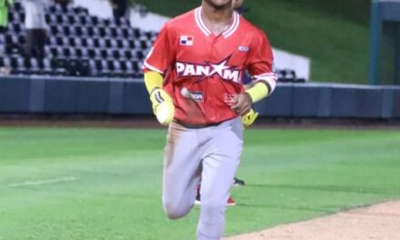 Panamá anuncia su preselección de 34 jugadores