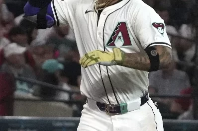 Manager y compañero de Ketel Marte en Arizona salen en su defensa