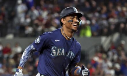 Julio Rodríguez conecta su jonrón 13 y lidera triunfo de Seattle sobre los Mets | De Final Minuto