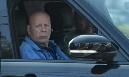 La esposa de Bruce Willis revela cómo progresa la demencia