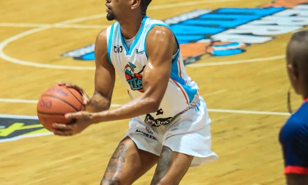 Luis David Montero encestó 30 puntos y Titanes vencieron a Reales en LNB