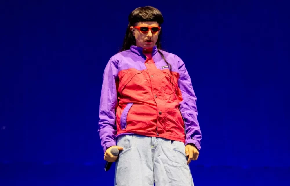 La asesinato de Oliver Tree genera teorías sobre los secretos de Hollywood