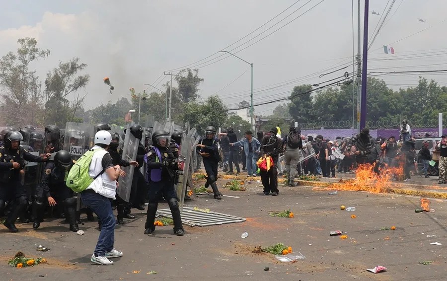 Inauguración del Mundial 2026 en México deja 19 detenidos y 11 policías heridos | De Extremo Minuto