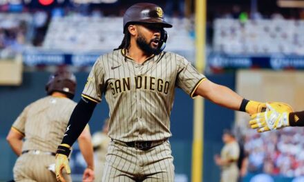Tatis Jr. lidera triunfo de los Padres; Freddy Fermín decide con jonrón en presencia de los Mets | De Extremo Minuto