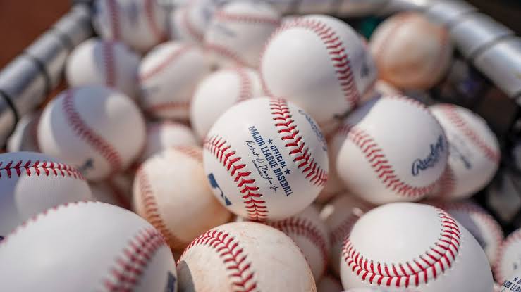 MLB y sindicato de jugadores inician negociaciones de un nuevo convenio colectivo con debate sobre tope salarial | De Postrero Minuto