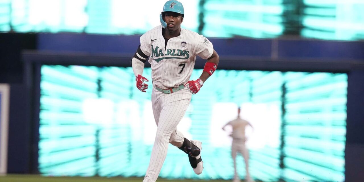 Marlins, Cerveceros y Azulejos protagonizan marcha dominical en MLB | De Zaguero Minuto