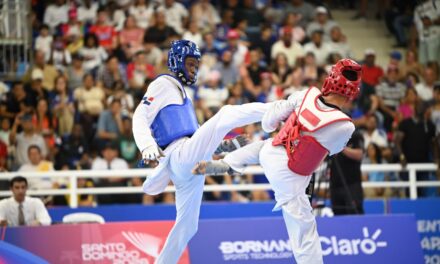 Wilfrido De la Cruz y Esmeralda Damiano se bañan de oro en Juegos Centroamericanos y del Caribe