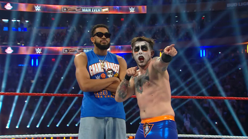 Karl-Anthony Towns sorprende con su première en la WWE durante Saturday Night’s Main Event | De Extremo Minuto