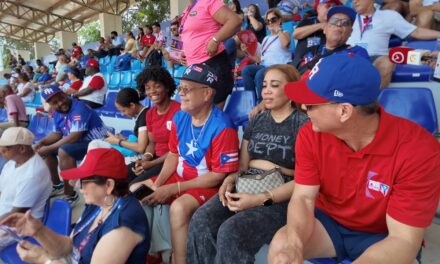 Afición boricua acompaña a Puerto Rico en los Juegos