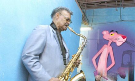 Muere Plas Johnson, maravilloso saxofonista del tema La Pantera Rosa, a los 94 primaveras | final minuto