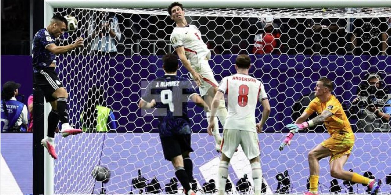 Argentina y su estandarte Messi vuelven a la final del Mundial al derrotar Inglaterra 2-1