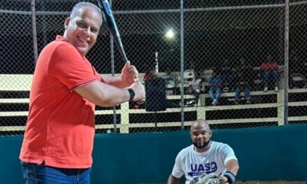 UASD aplasta a Pasaportes y avanza a la semifinal del IX Torneo Gubernamental de Softbol