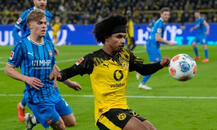 El Barcelona acepta fichar a Karim Adeyemi