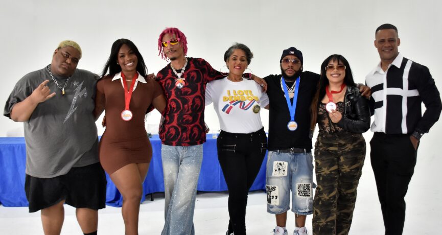 “I Love Dembow” presenta oficialmente su carroza para el Gran Desfile Dominicano del Bronx | postrer minuto