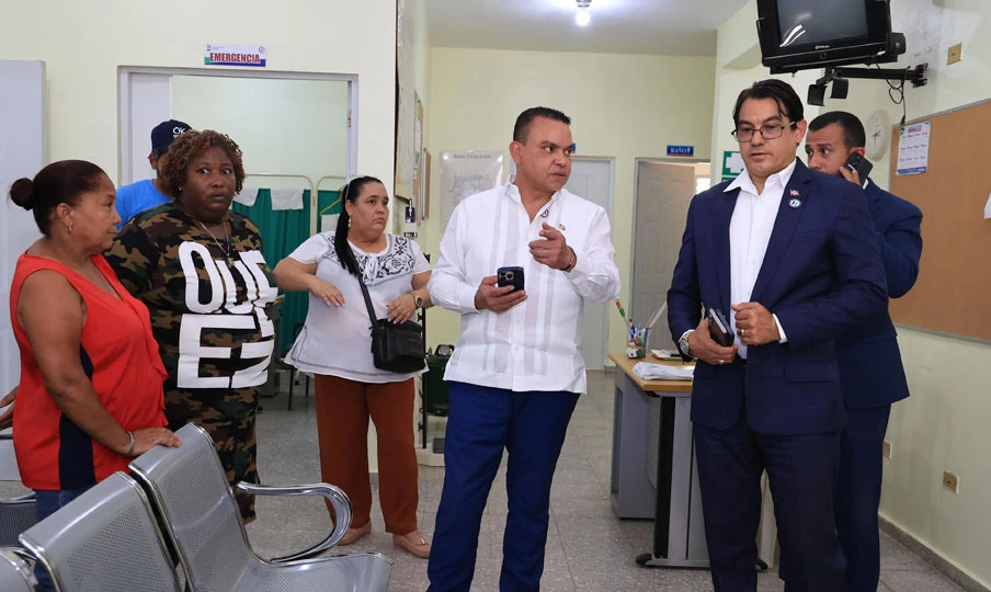 Director del SNS realiza visitas no programadas a centros de vigor de Santiago Oeste y gestiona mejoras para proteger atención – RC Noticias