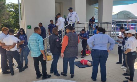 Realizan simulacro evaluación de heridos en centro acuáticos para JCC Santo Domingo 2026 | De Posterior Minuto