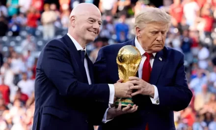 Quién es Gianni Infantino y cómo llegó a ser el hombre más poderoso del fútbol mundial