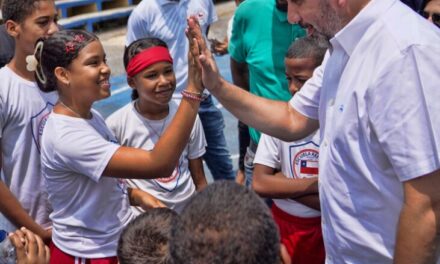 INEFI inicia construcción de techado en Escuela República de Chile