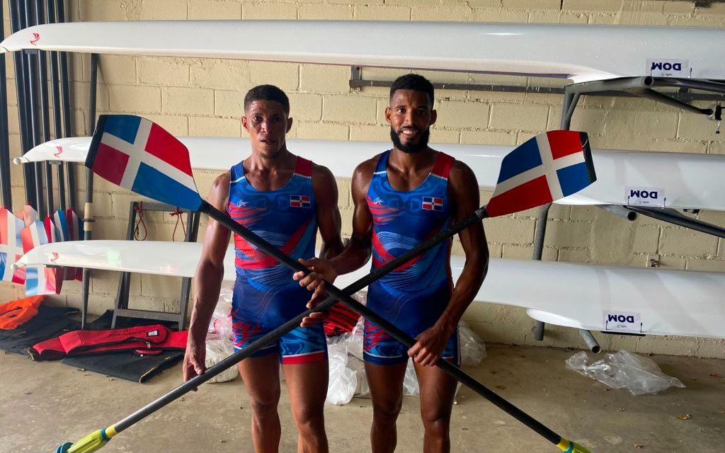 Remeros Rodríguez y Vásquez dan primera medalla