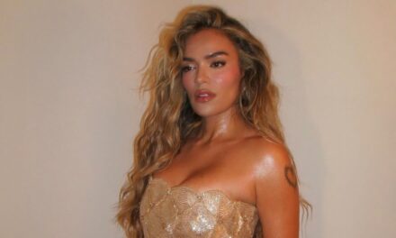 Karol G demuestra que está comprometida con la unión con las mujeres y se une a Becky G y Elena Rose en «Viajando Por El Mundo Tropitour» | final minuto