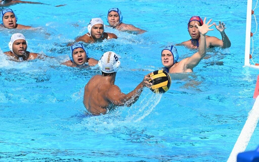 Colombia consigue boleto para final polo empapado masculino