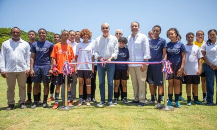 Abinader entrega un Centro de Iniciación Deportiva en el Hogar Escuela Santo Domingo Savio