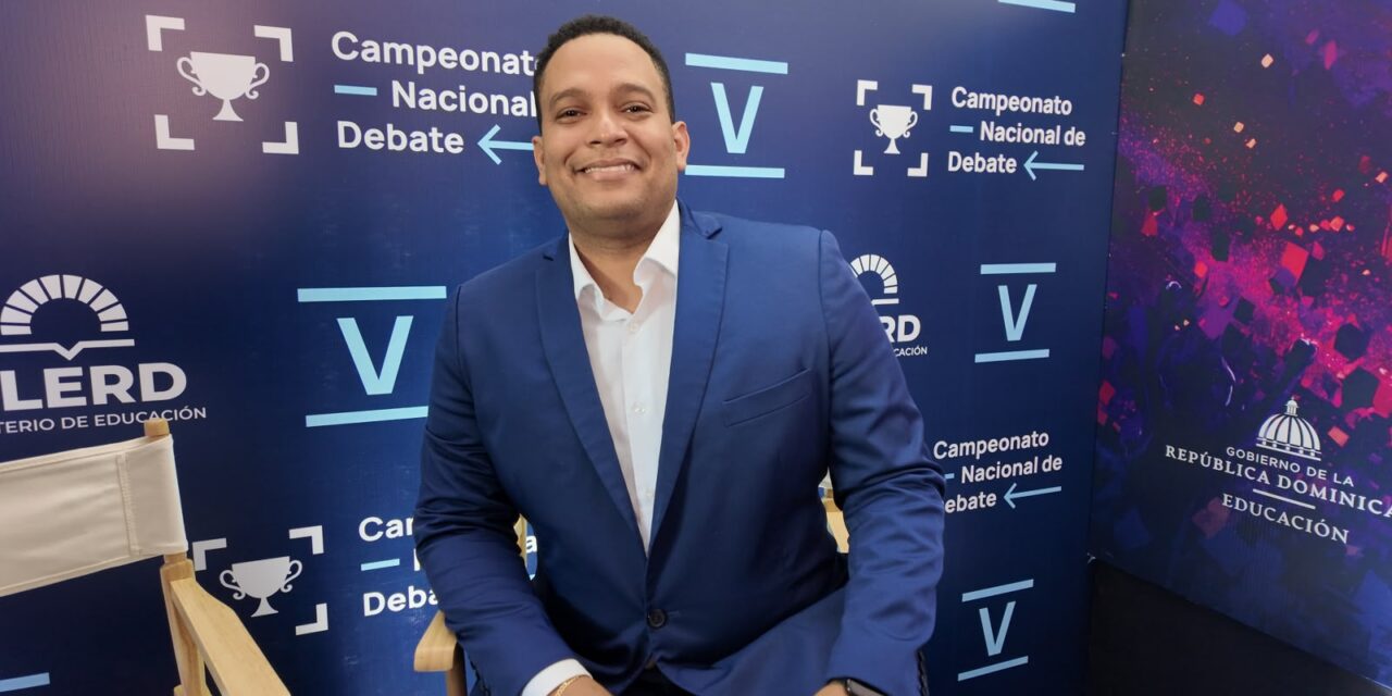 Gerand Ventura resalta que el Campeonato Nacional de Debate