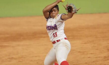 RD debuta con autoridad y noquea a Venezuela en el softbol afeminado | De Postrer Minuto