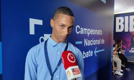 Estudiantes llegan al Campeonato Nacional de Debate