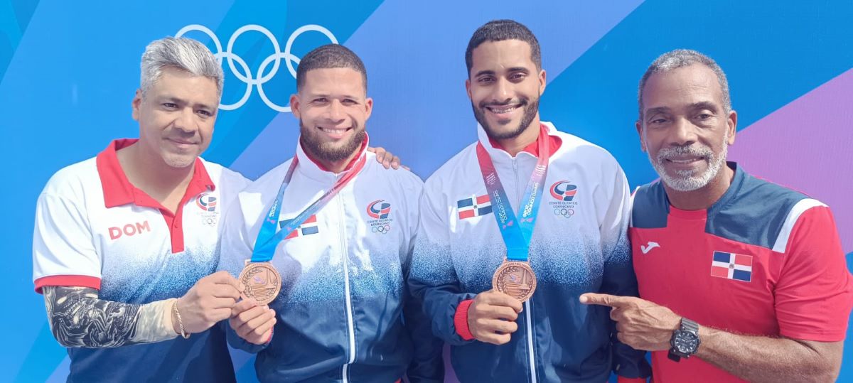 Gómez y Calderón ganan bronce en clavado sincronizado de 3 metros masculino