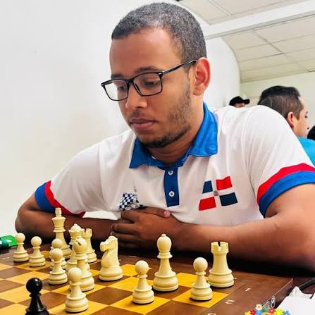 Josué Araujo conquista el oro en ajedrez para República Dominicana | De Postrero Minuto