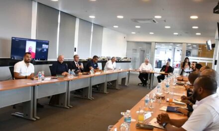 Lidom y Fenapepro inician negociaciones para renovar el Convenio Colectivo | De Extremo Minuto