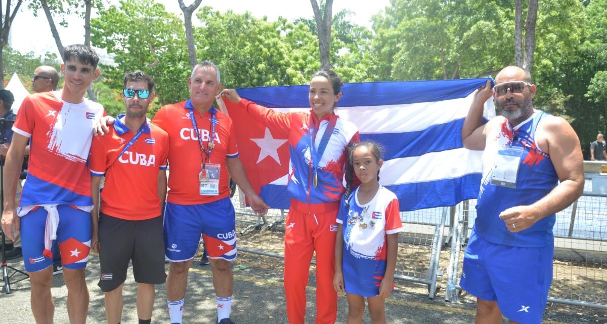 Marlies Mejías conquistó este sábado la medalla de oro en la prueba de ciclismo 