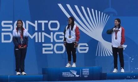 Victoria Garza, primera clavadista de RD en cobrar una medalla en los Centroamericanos