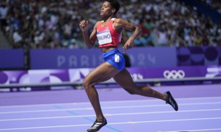 La preparación detrás de una atleta de detención rendimiento