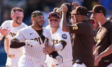 MLB aprueba la saldo de los Padres de San Diego