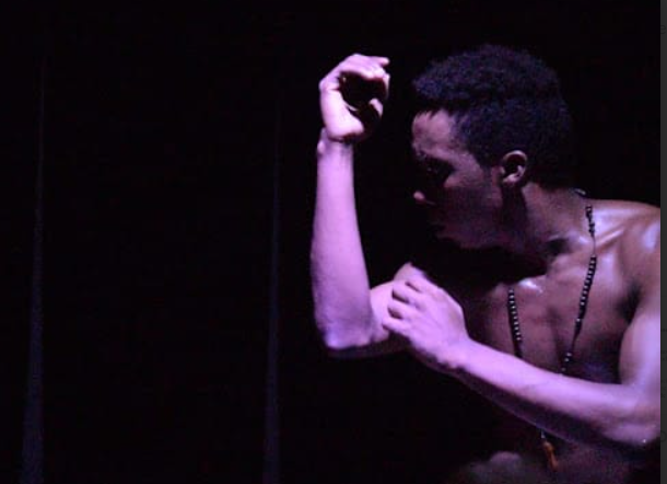 Tedanz colectivo de danza contemporánea y teatro dominicano lleva su arte a Colombia Santiago. | De Extremo Minuto