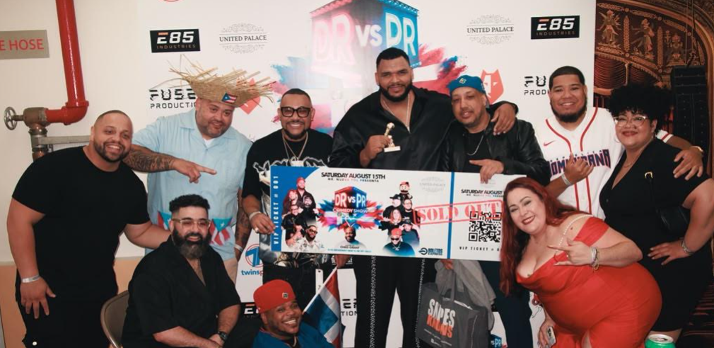 Comediantes dominicanos United Palace con DR vs PR Comedy Show