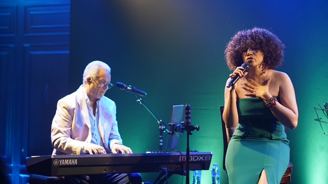 “Mi vida en canciones”, el concierto con el que Stephany Ortega emocionó al notorio – RC Noticias