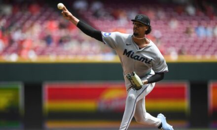 Eury Pérez sigue lanzando impresionante para los Marlins, pero sale sin osadía