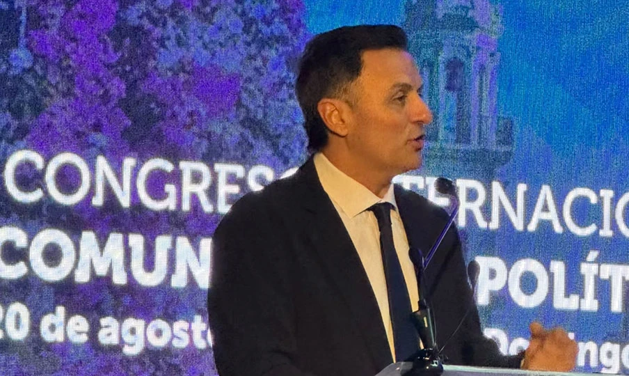 Expertos advierten sobre el uso de la inteligencia sintético en la comunicación política durante congreso internacional – RC Noticias