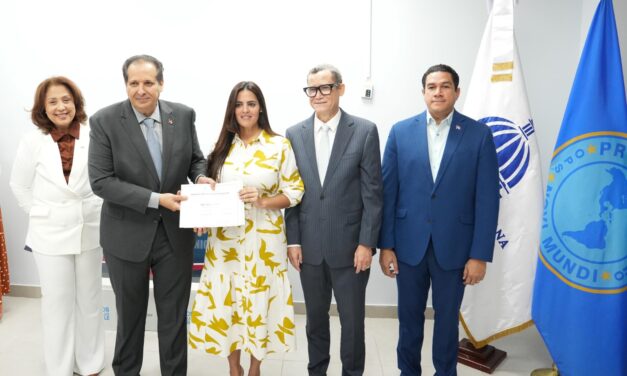 Ministerio de Salud Pública reconoce al Banco BHD por sus salas de amamantamiento – RC Noticias