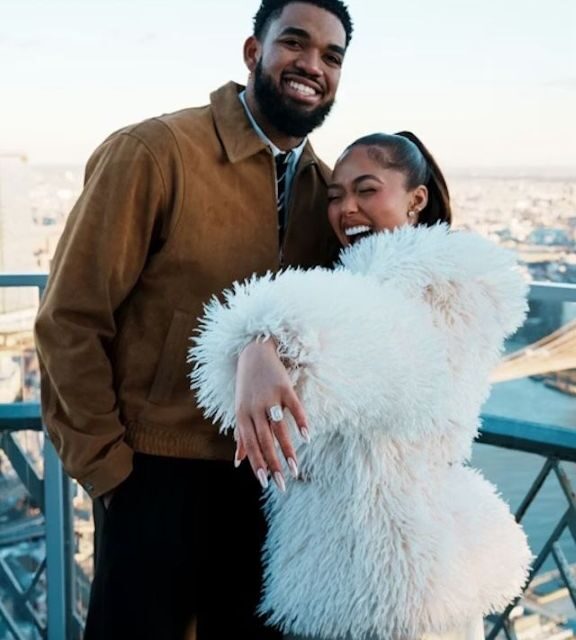 Karl Towns y Jordyn Woods unen sus vidas
