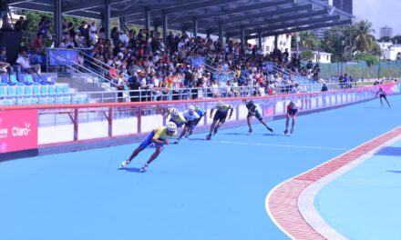 México se corona en triatlón masculino