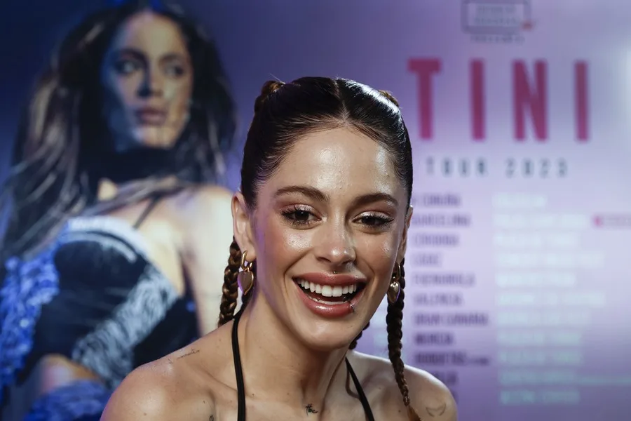Tini Stoessel enfrenta disputa con su padre