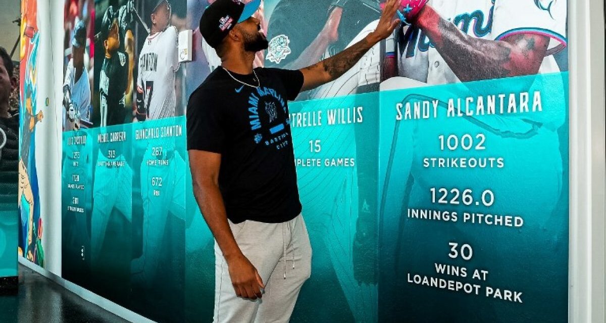 Sandy Alcántara es elevado al nivel de ¡Leyenda
